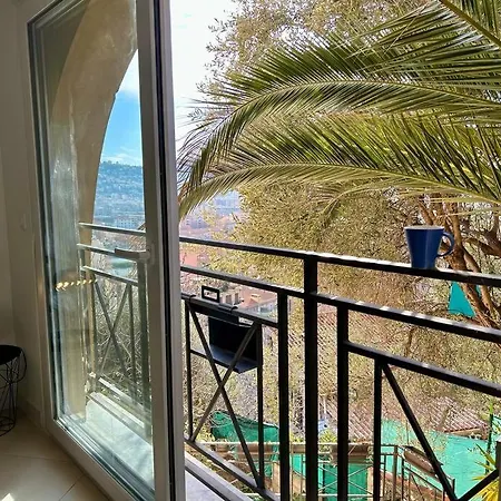 Au Calme/patio Διαμέρισμα